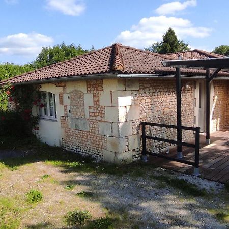 Studio Du Moulin De Montizeau Saint-Maigrin Exterior photo